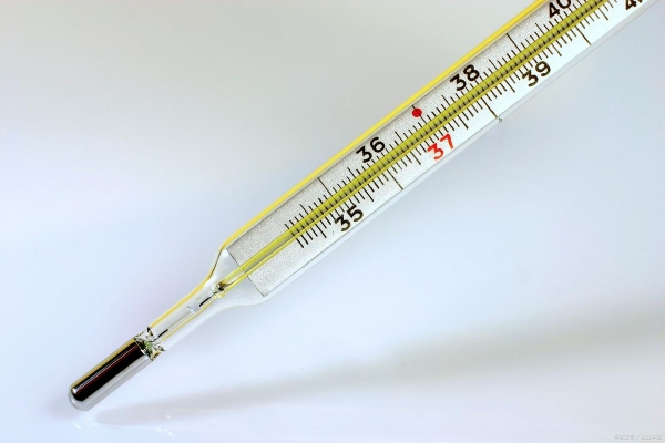 水银体温计即将正式退出历史舞台，抢购水银温度计理智吗？